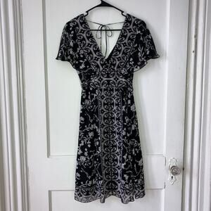V neck ruffle short sleeve black and white floral dress White House Black Market